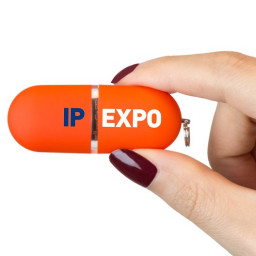Memoria con logotipo USB POD 4GB USB 2.0, diseño simétrico y colorido, con tapa
